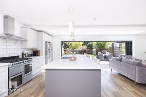 Photo 25- click for photo gallery